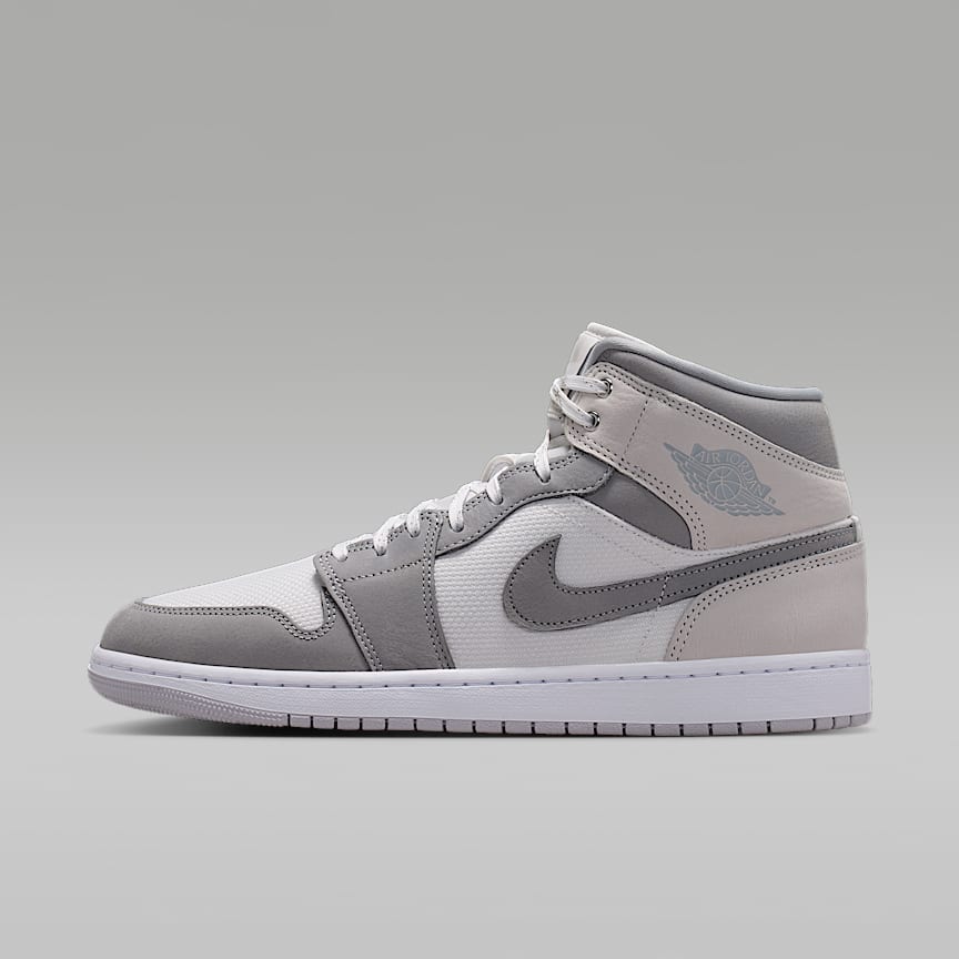 Air Jordan 1 Retro High OG Men's Shoes. Nike JP